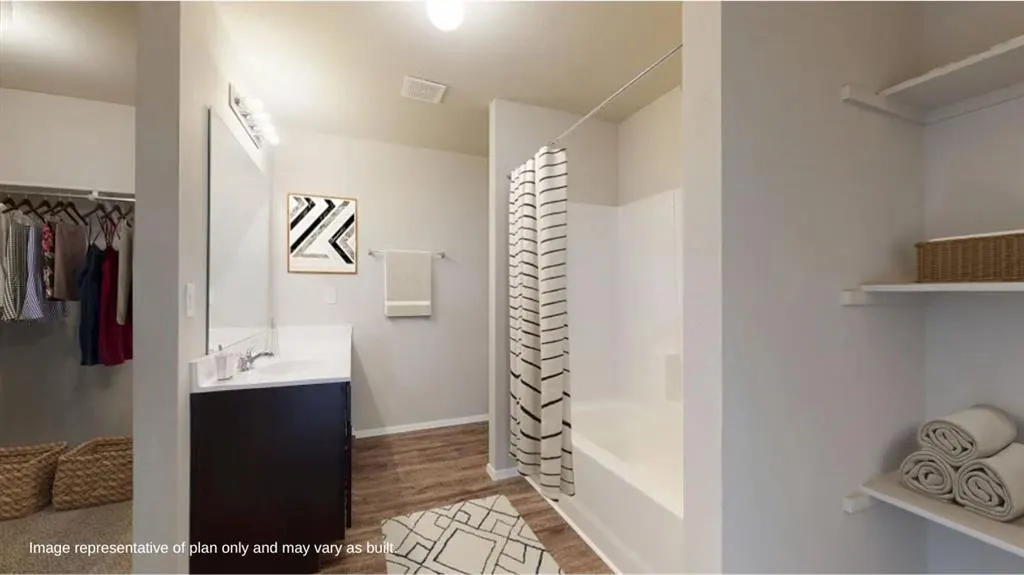 Photo 10 — 10012 SW 37th Street, Mustang, OK 73064