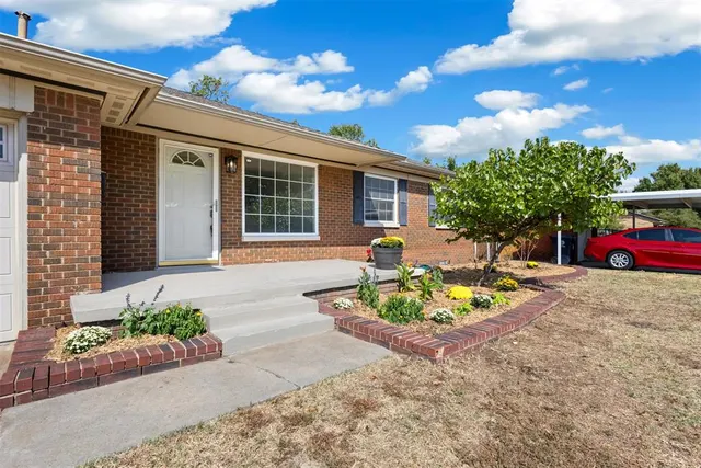 Photo 2 — 3129 NW 67th Street, Oklahoma City, OK 73116