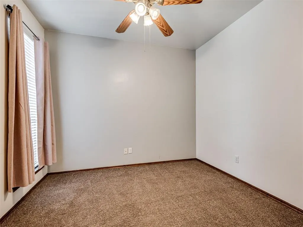 Photo 12 — 490 NE 23rd Terrace, Newcastle, OK 73065