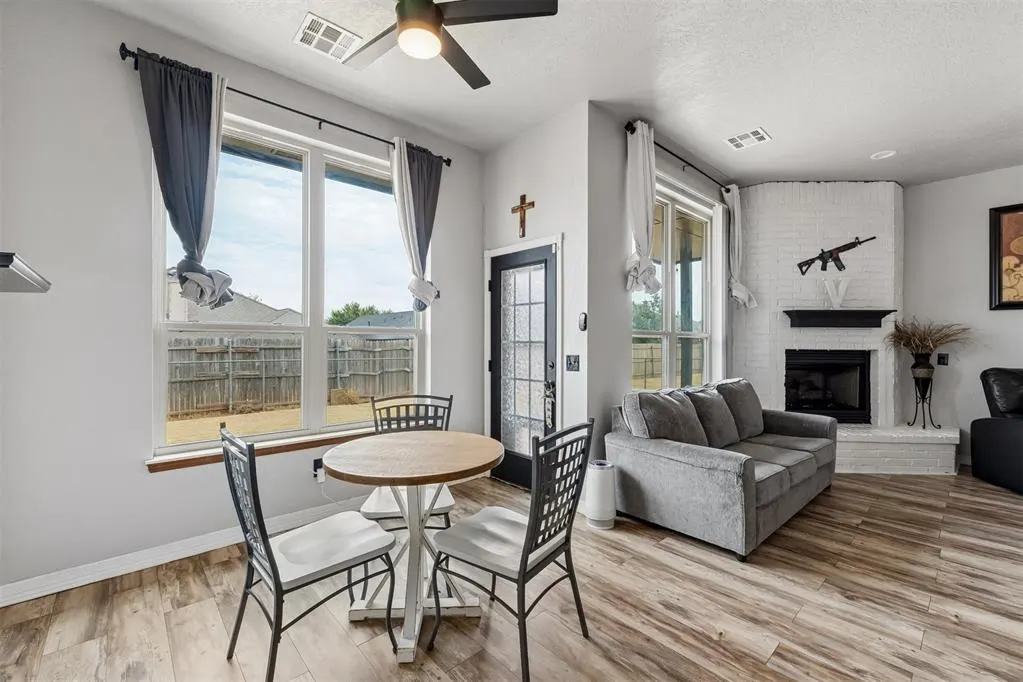Photo 10 — 616 Madeline Lane, Moore, OK 73160