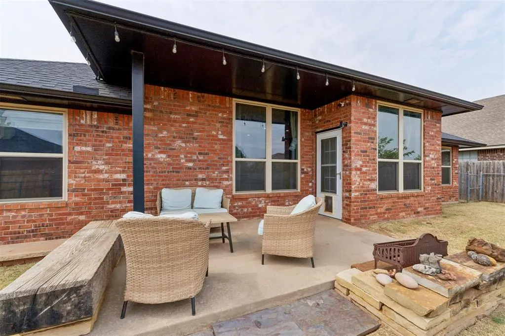 Photo 36 — 616 Madeline Lane, Moore, OK 73160