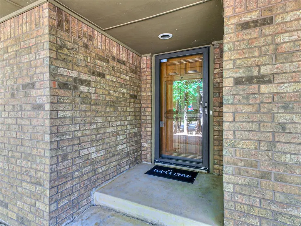 Photo 2 — 20383 N Council Road, Edmond, OK 73012