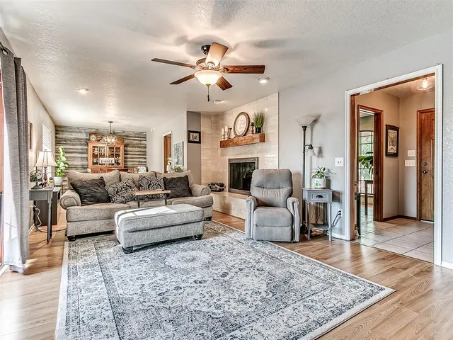 Photo 8 — 20383 N Council Road, Edmond, OK 73012