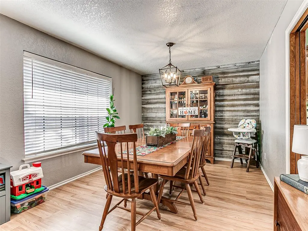 Photo 12 — 20383 N Council Road, Edmond, OK 73012