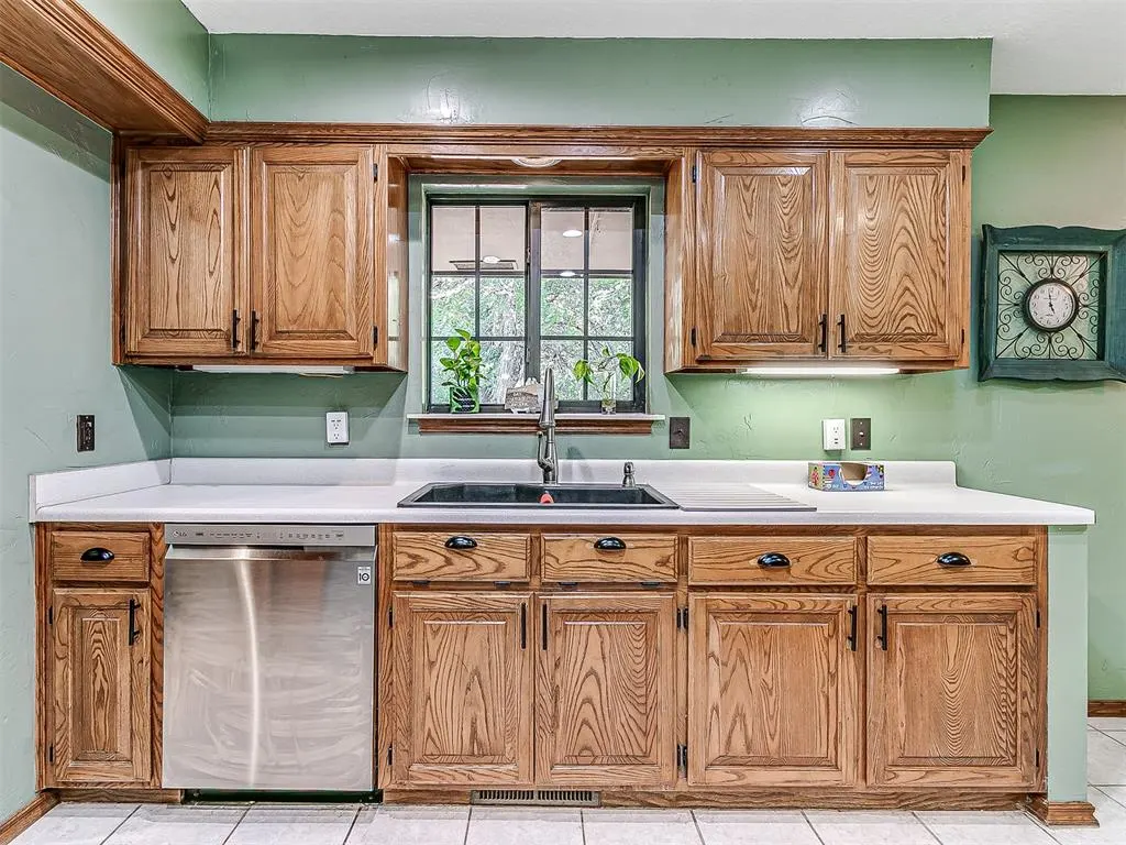Photo 19 — 20383 N Council Road, Edmond, OK 73012