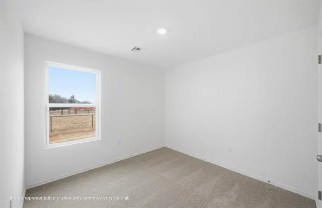 Photo 8 — 10020 Blackjack Road, Yukon, OK 73099
