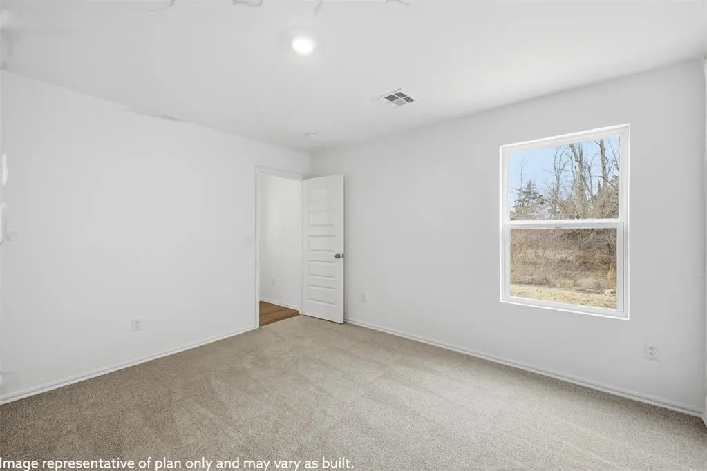 Photo 6 — 10021 Blackjack Road, Yukon, OK 73099