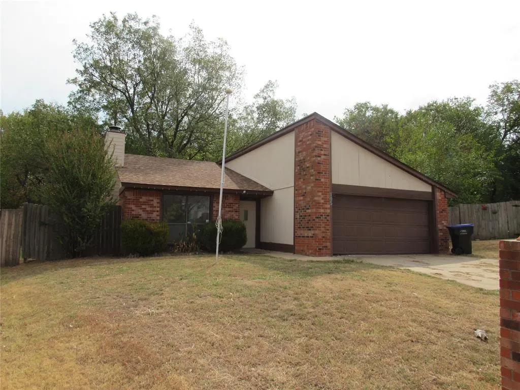 Front exterior — 105 Stonewood Drive, Noble, OK 73068