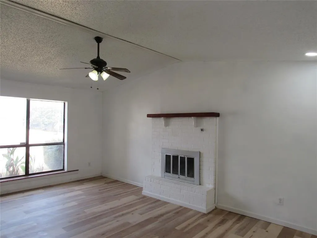 Photo 4 — 105 Stonewood Drive, Noble, OK 73068