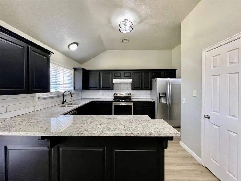Photo 7 — 17505 Bronze Lane, Edmond, OK 73012