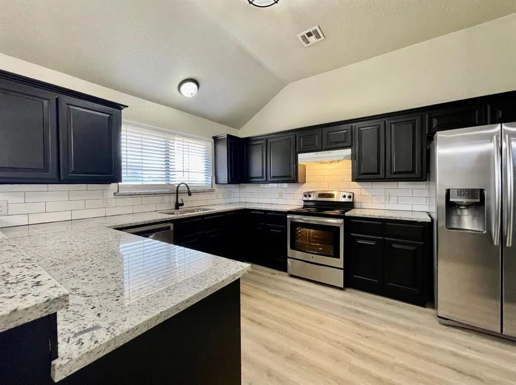Photo 8 — 17505 Bronze Lane, Edmond, OK 73012