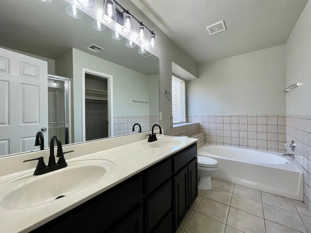 Photo 10 — 17505 Bronze Lane, Edmond, OK 73012