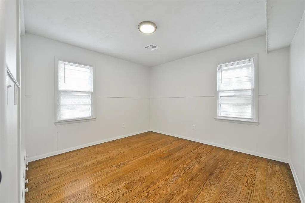 Photo 14 — 231 Russell Drive, Midwest City, OK 73110