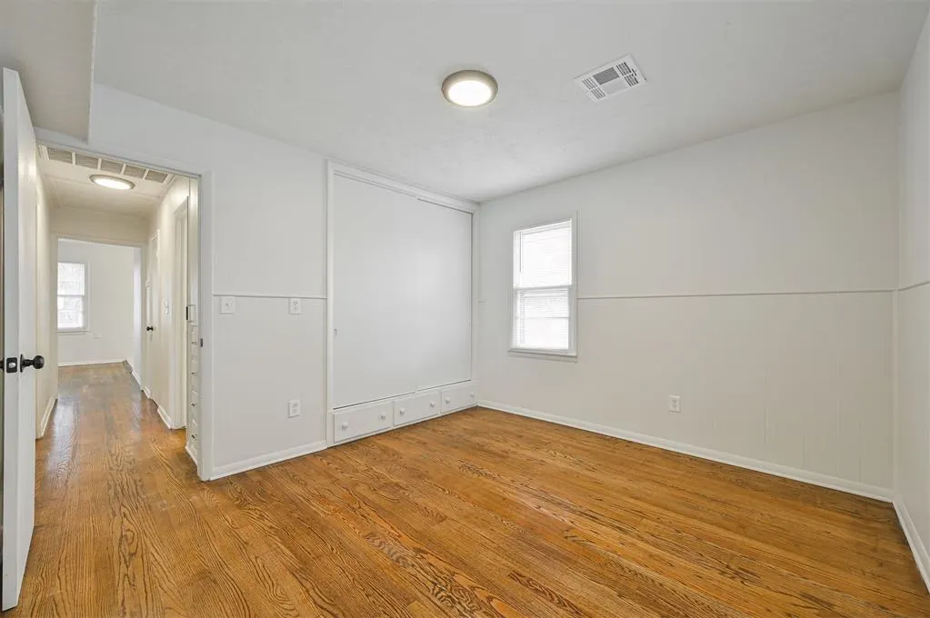 Photo 17 — 231 Russell Drive, Midwest City, OK 73110
