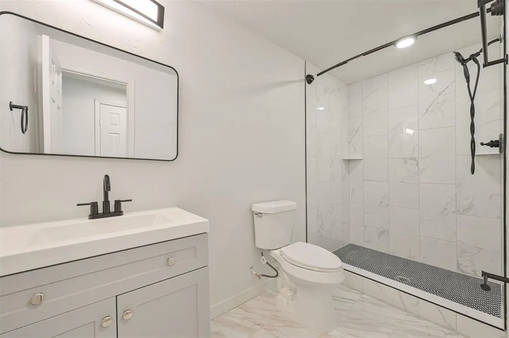 Photo 34 — 231 Russell Drive, Midwest City, OK 73110