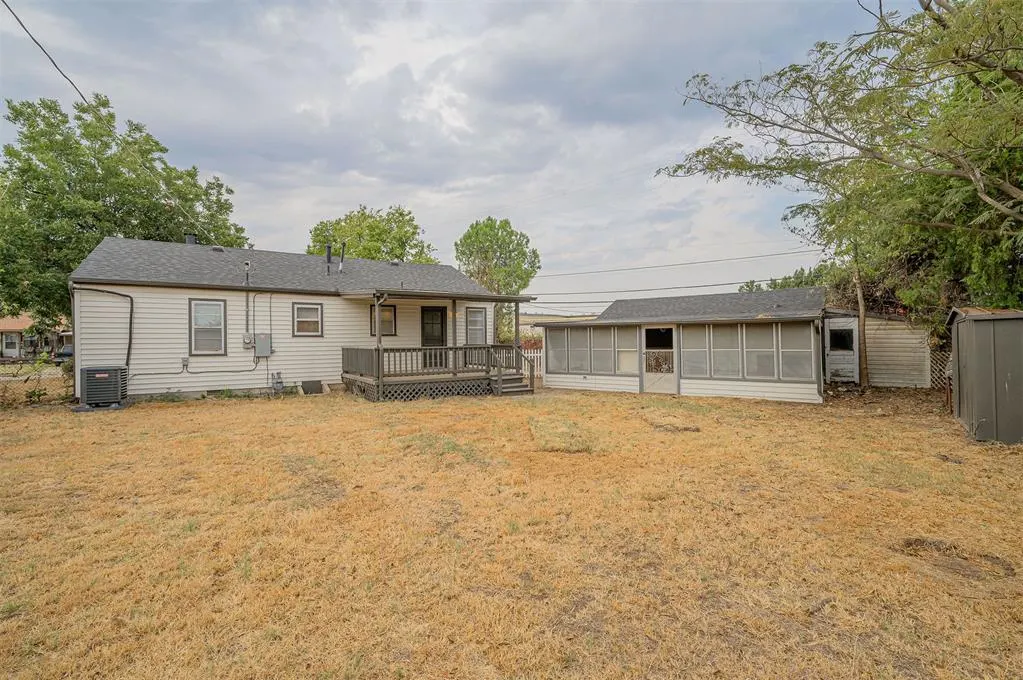 Photo 37 — 231 Russell Drive, Midwest City, OK 73110