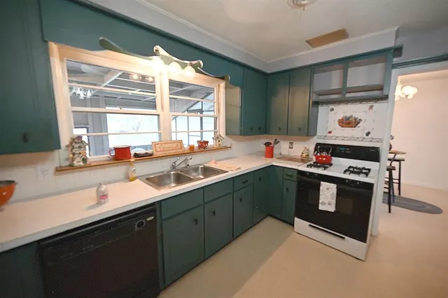 Photo 7 — 17 Hillcrest Street, Perry, OK 73077