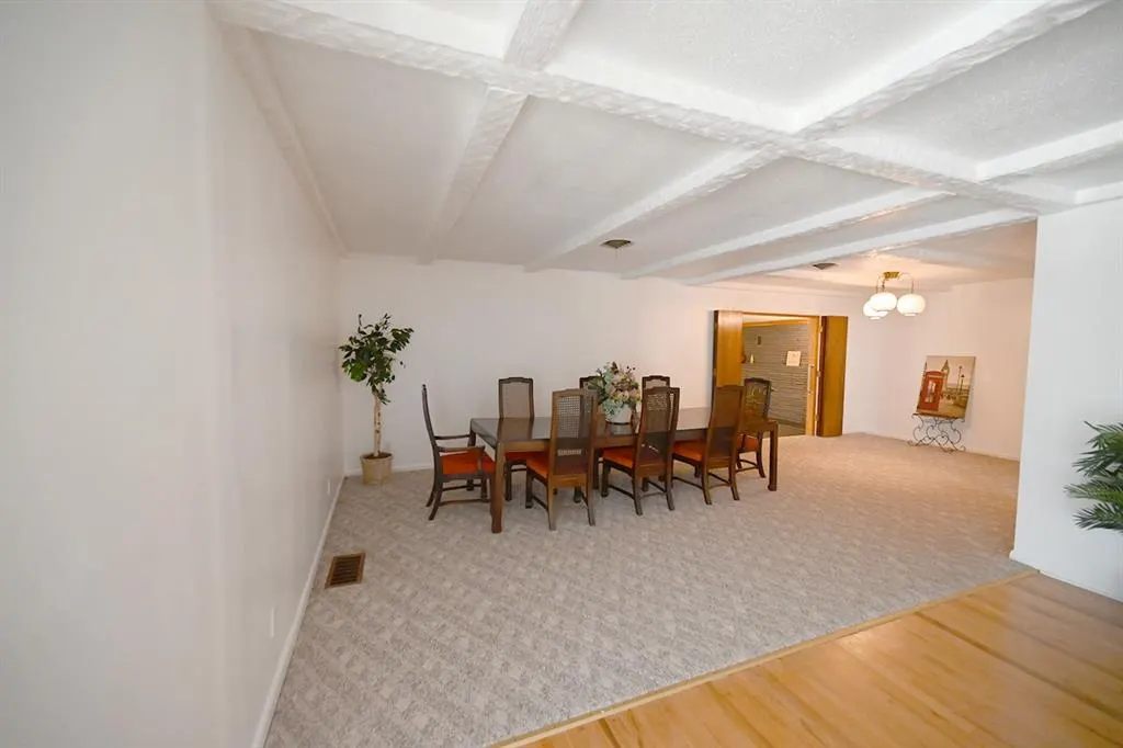 Photo 11 — 17 Hillcrest Street, Perry, OK 73077