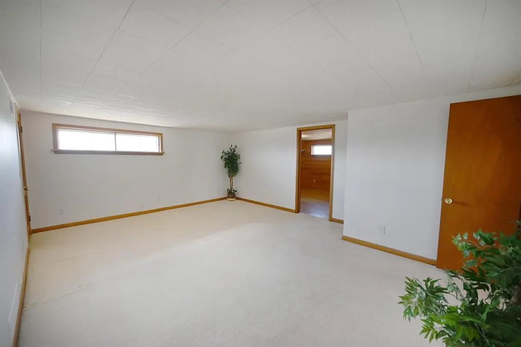 Photo 15 — 17 Hillcrest Street, Perry, OK 73077
