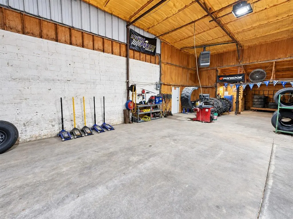 Photo 22 — 408 N Hazlett Street, Fort Cobb, OK 73038