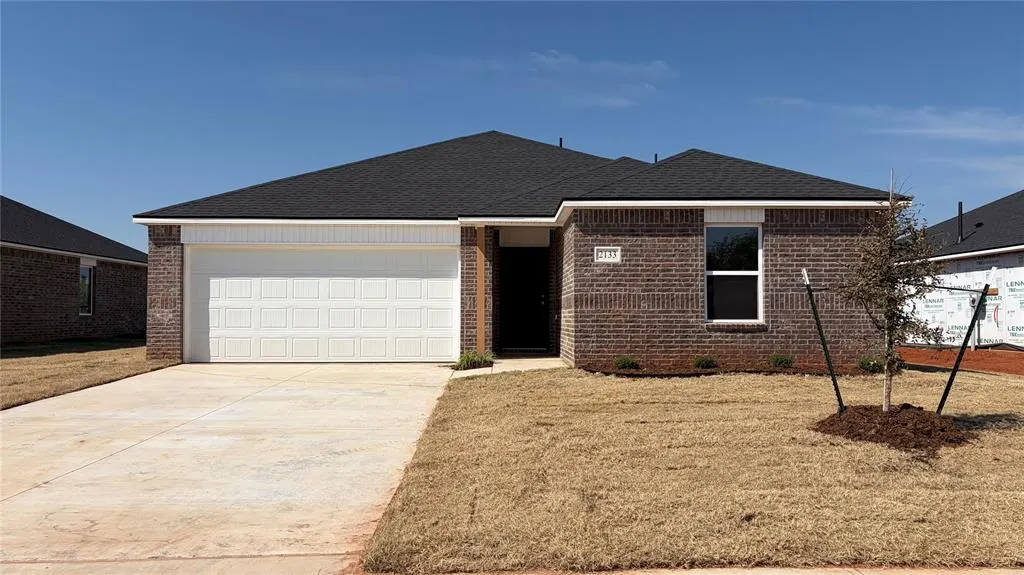 Front exterior — 2133 Cedar Creek Avenue, Yukon, OK 73099