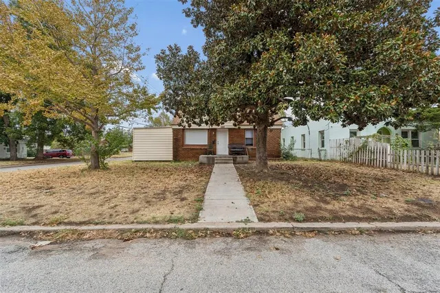 Photo 2 — 2935 NW 20th Street, Oklahoma City, OK 73107