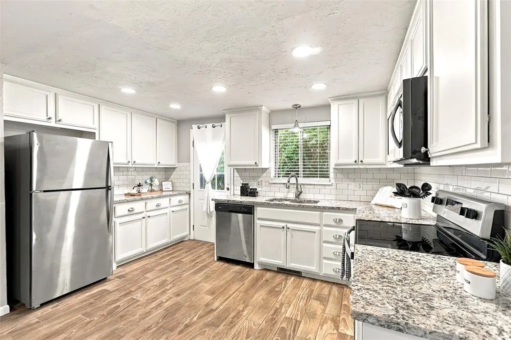 Photo 8 — 6909 Bernadine Lane, Oklahoma City, OK 73159