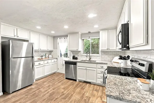 Photo 8 — 6909 Bernadine Lane, Oklahoma City, OK 73159