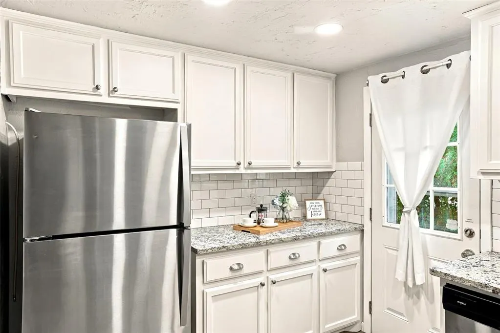 Photo 11 — 6909 Bernadine Lane, Oklahoma City, OK 73159