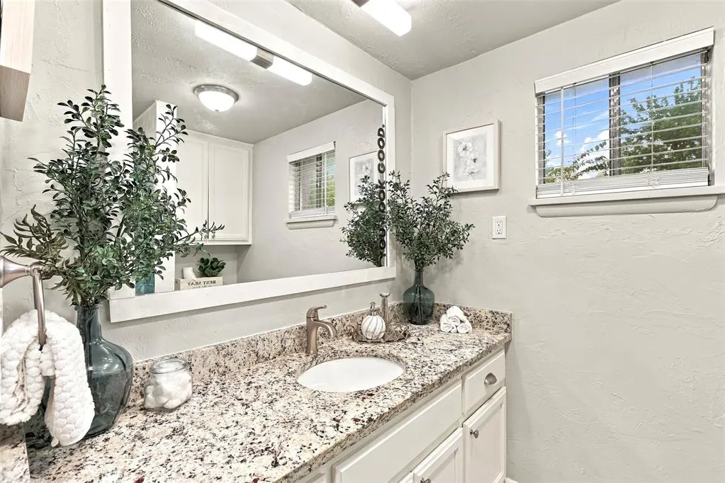Photo 17 — 6909 Bernadine Lane, Oklahoma City, OK 73159