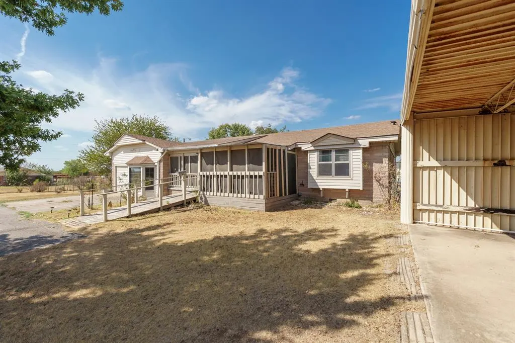 Photo 2 — 4501 SE 149th Street, Oklahoma City, OK 73165