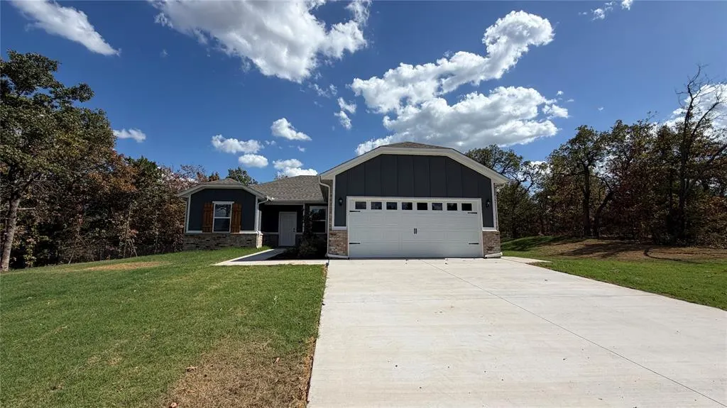 Photo 2 — 17630 Blackhawk Court, Newalla, OK 74857