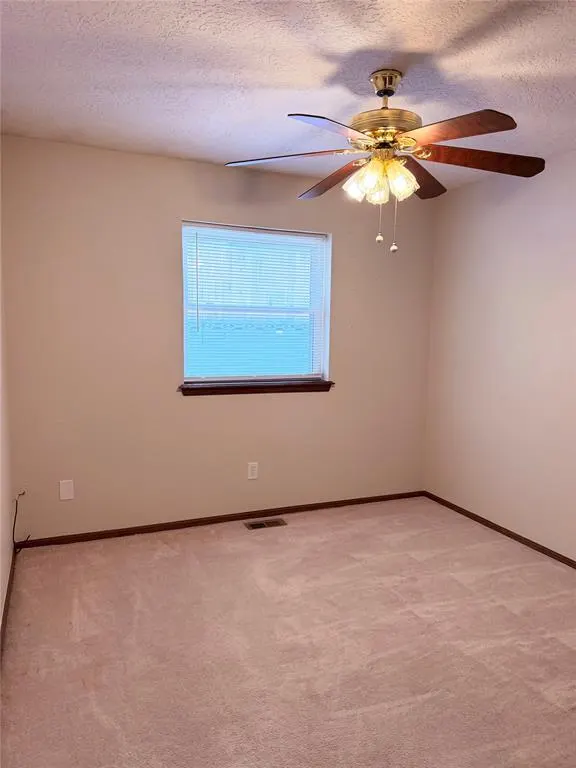 Photo 16 — 620 W Adams Street, Purcell, OK 73080