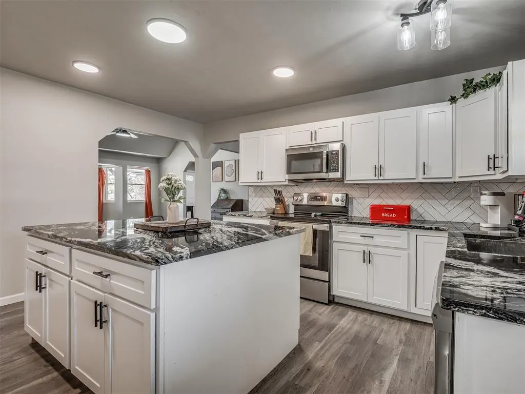 Photo 17 — 10828 Eastway Street, McLoud, OK 74851