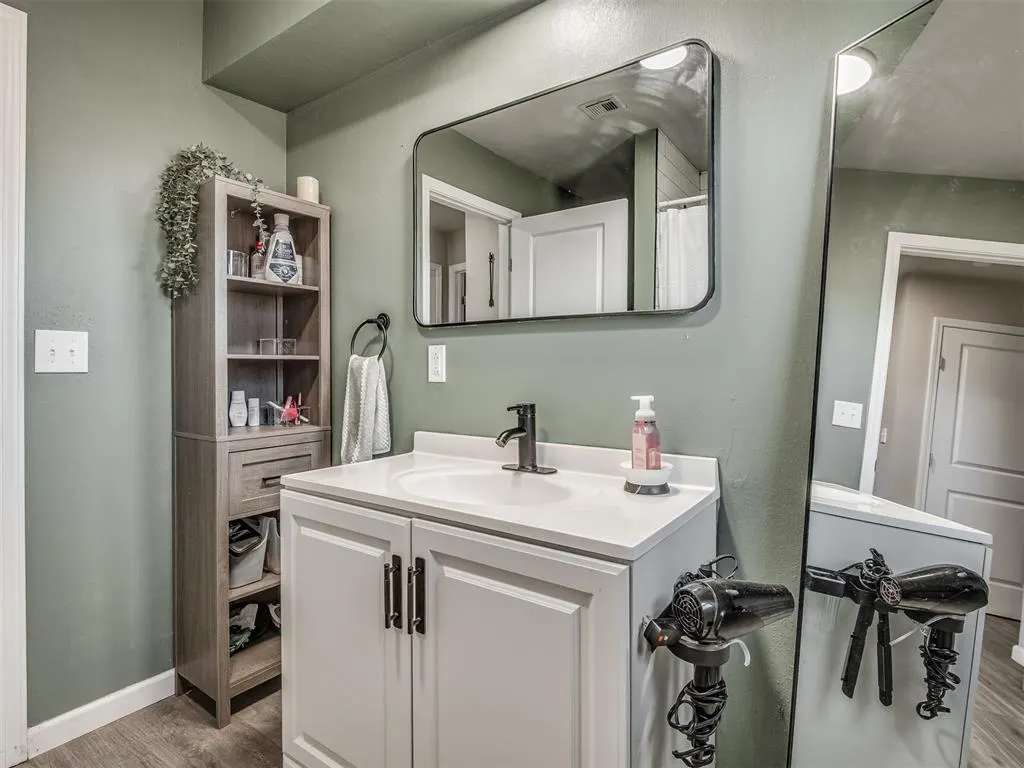 Photo 36 — 10828 Eastway Street, McLoud, OK 74851
