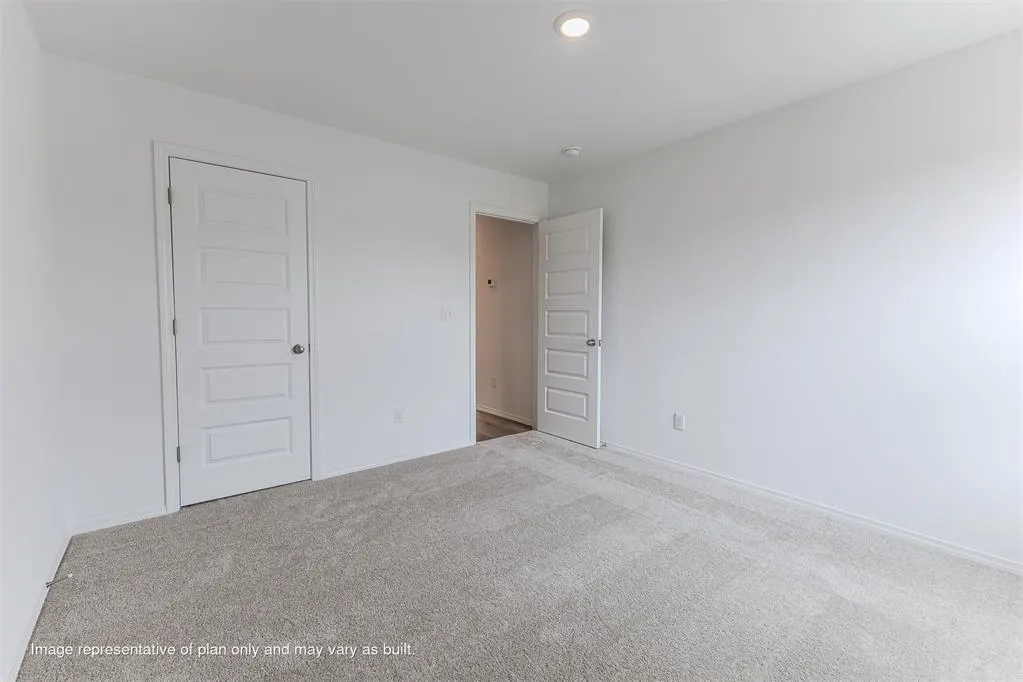 Photo 12 — 700 South Haven Drive, Noble, OK 73068