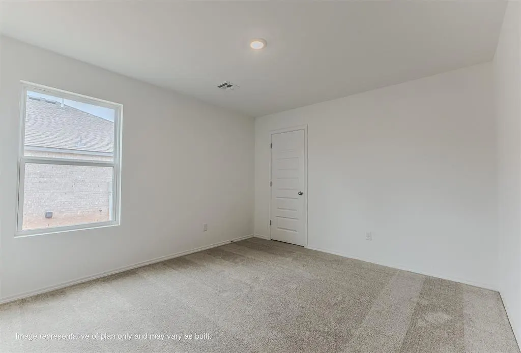 Photo 13 — 700 South Haven Drive, Noble, OK 73068
