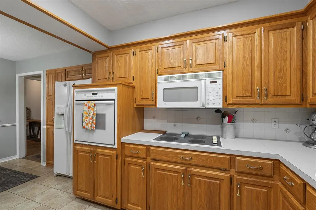 Photo 13 — 3115 Bent Oaks Circle, Norman, OK 73072