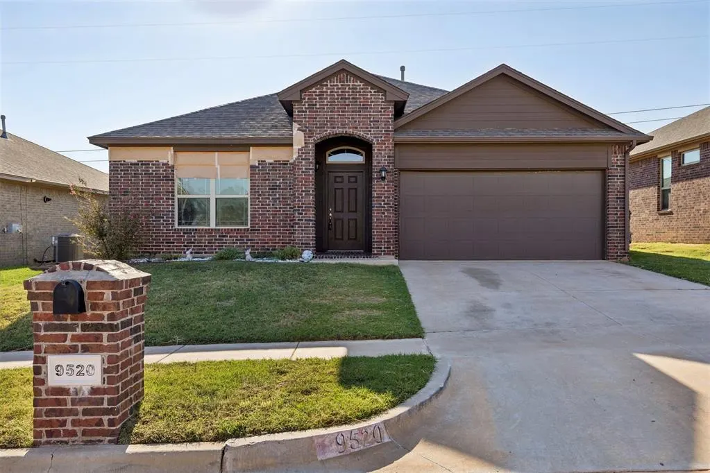 Photo 40 — 9520 Timberland Lane, Yukon, OK 73099