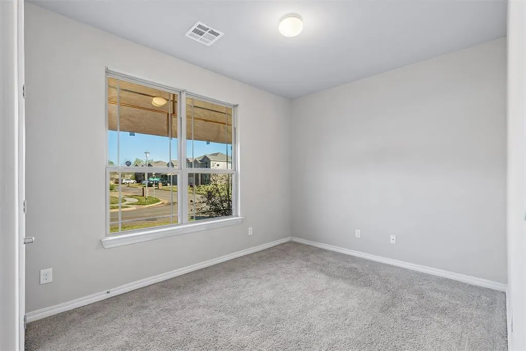 Photo 29 — 9520 Timberland Lane, Yukon, OK 73099