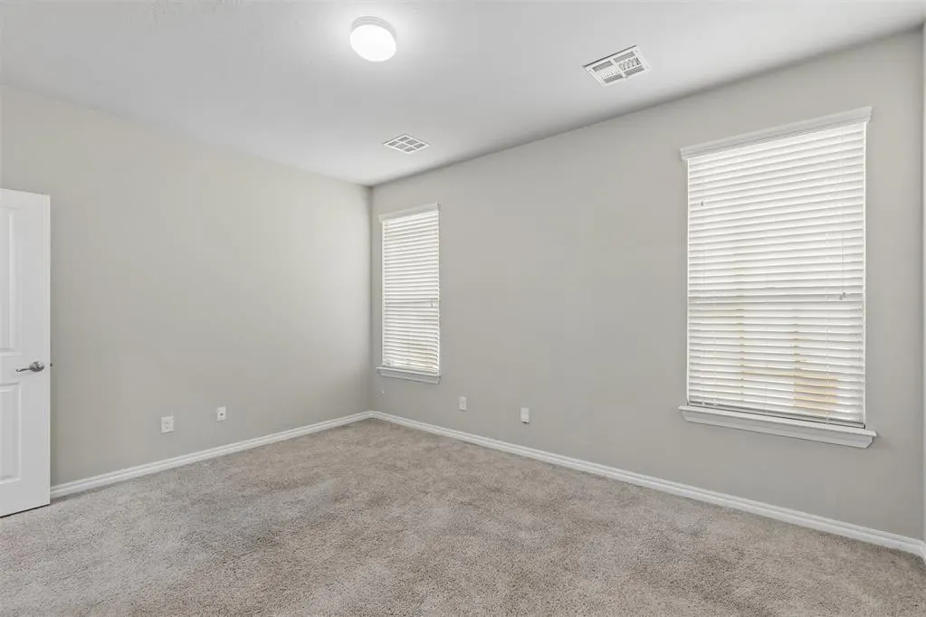 Photo 21 — 9520 Timberland Lane, Yukon, OK 73099