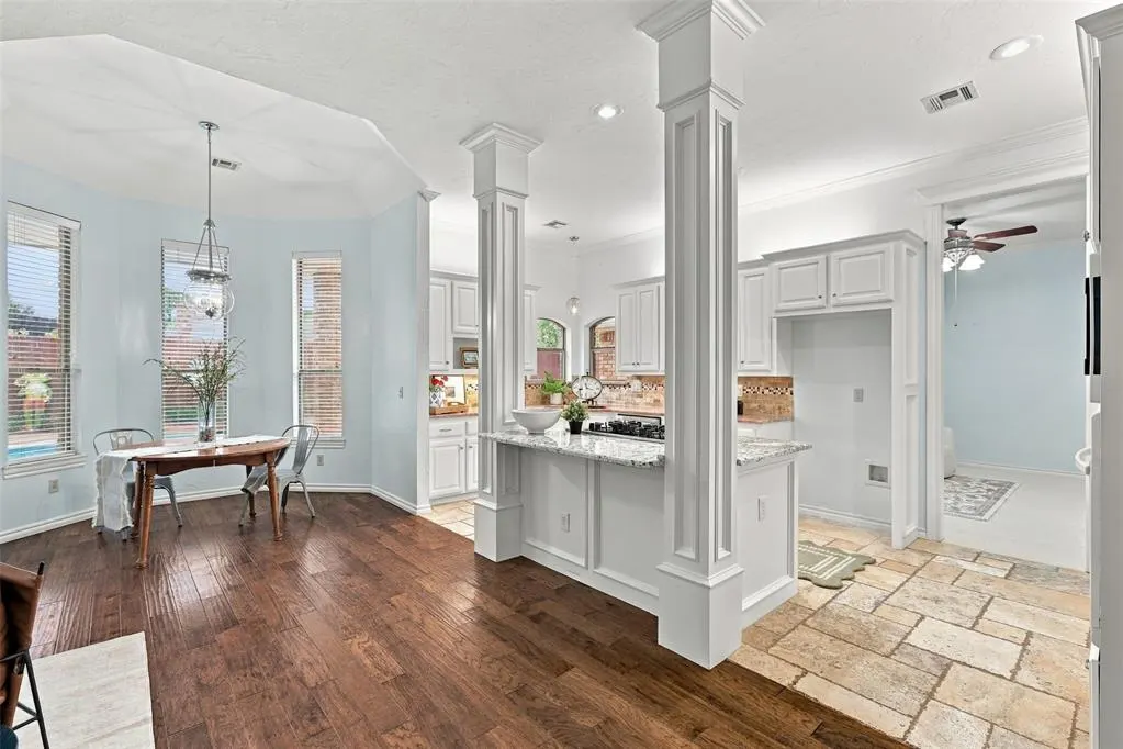 Photo 9 — 2421 Marforio Place, Oklahoma City, OK 73170