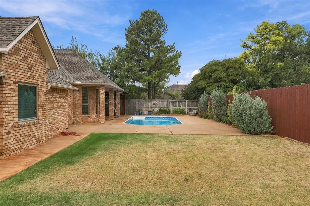 Photo 42 — 2421 Marforio Place, Oklahoma City, OK 73170