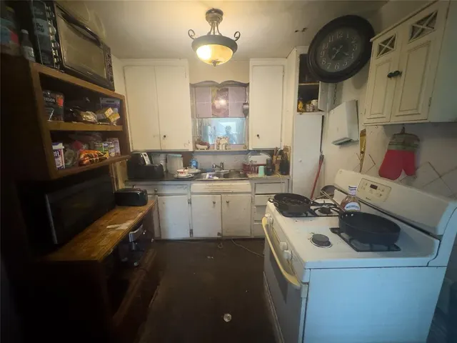 Photo 6 — 929 N Patchin Avenue, Shawnee, OK 74801