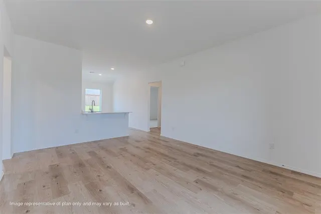 Photo 2 — 617 South Haven Drive, Noble, OK 73068