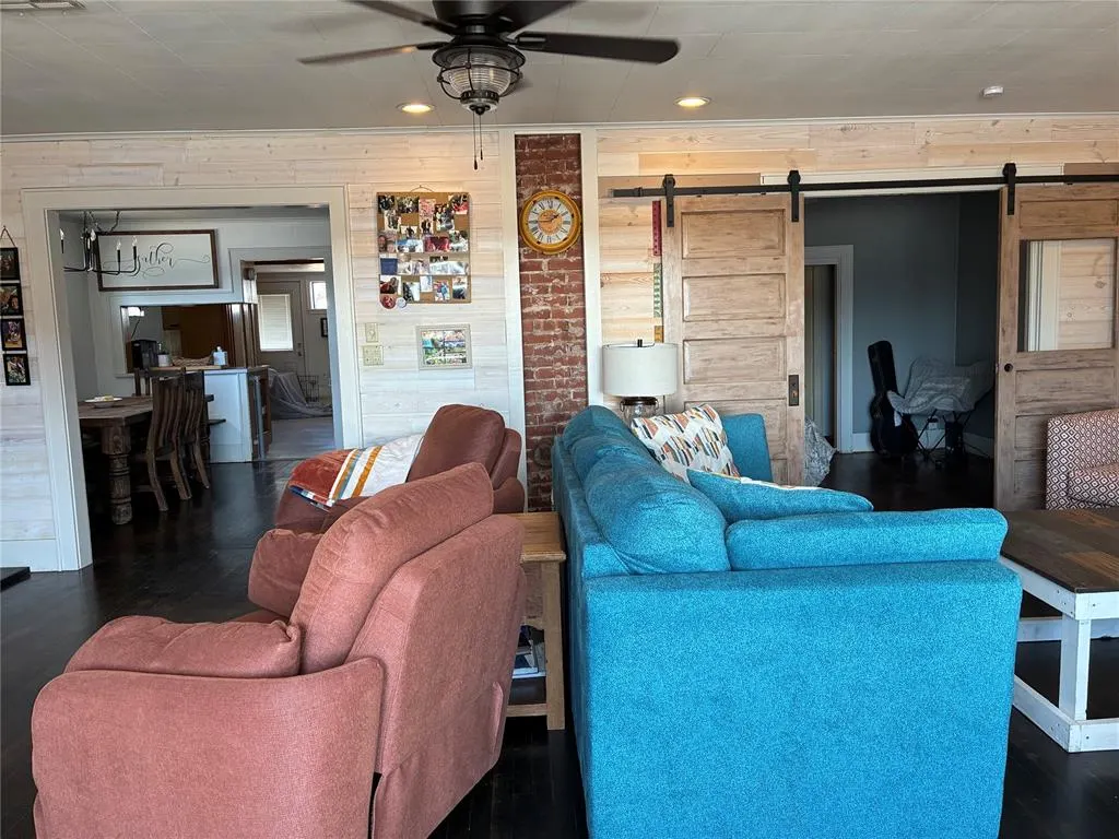 Photo 9 — 305 E Main Street, Hydro, OK 73048