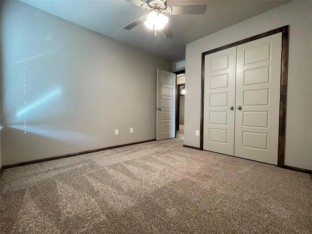 Photo 9 — 2033 Sara Vista Road, Yukon, OK 73099