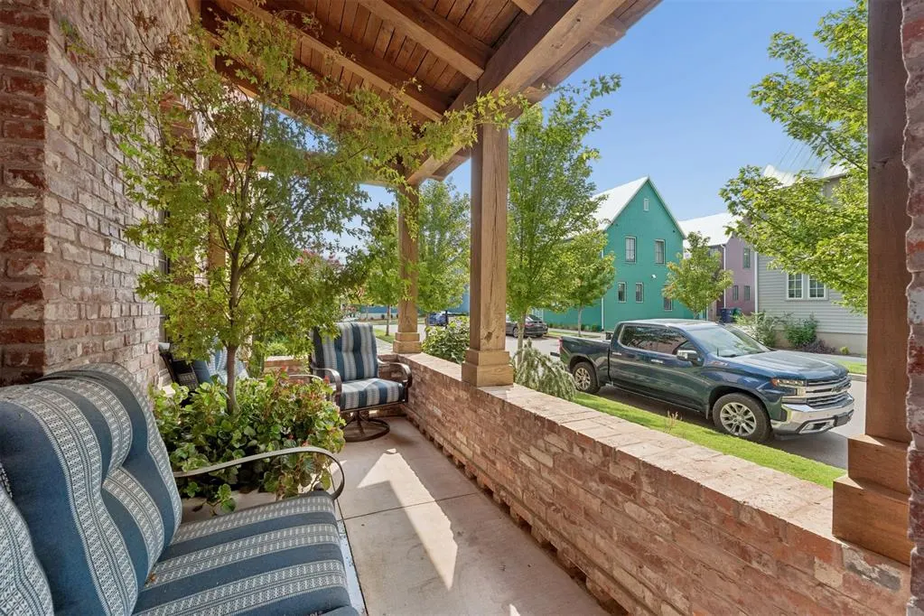 Photo 7 — 1900 Oso Avenue, Oklahoma City, OK 73108