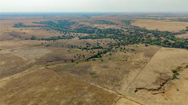Photo 3 — Rural, Arapaho, OK 73620