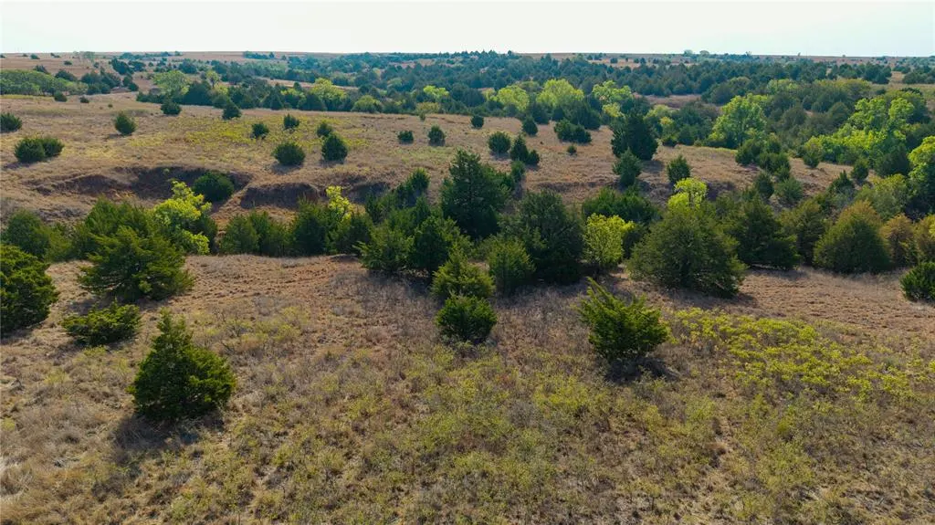 Photo 17 — Rural, Arapaho, OK 73620
